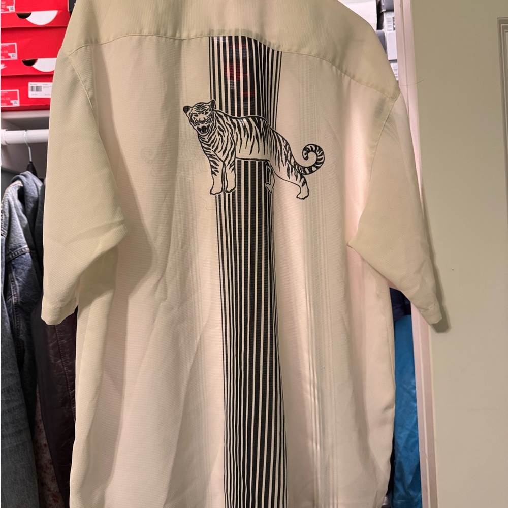 Vintage button down - Picture 3 of 3